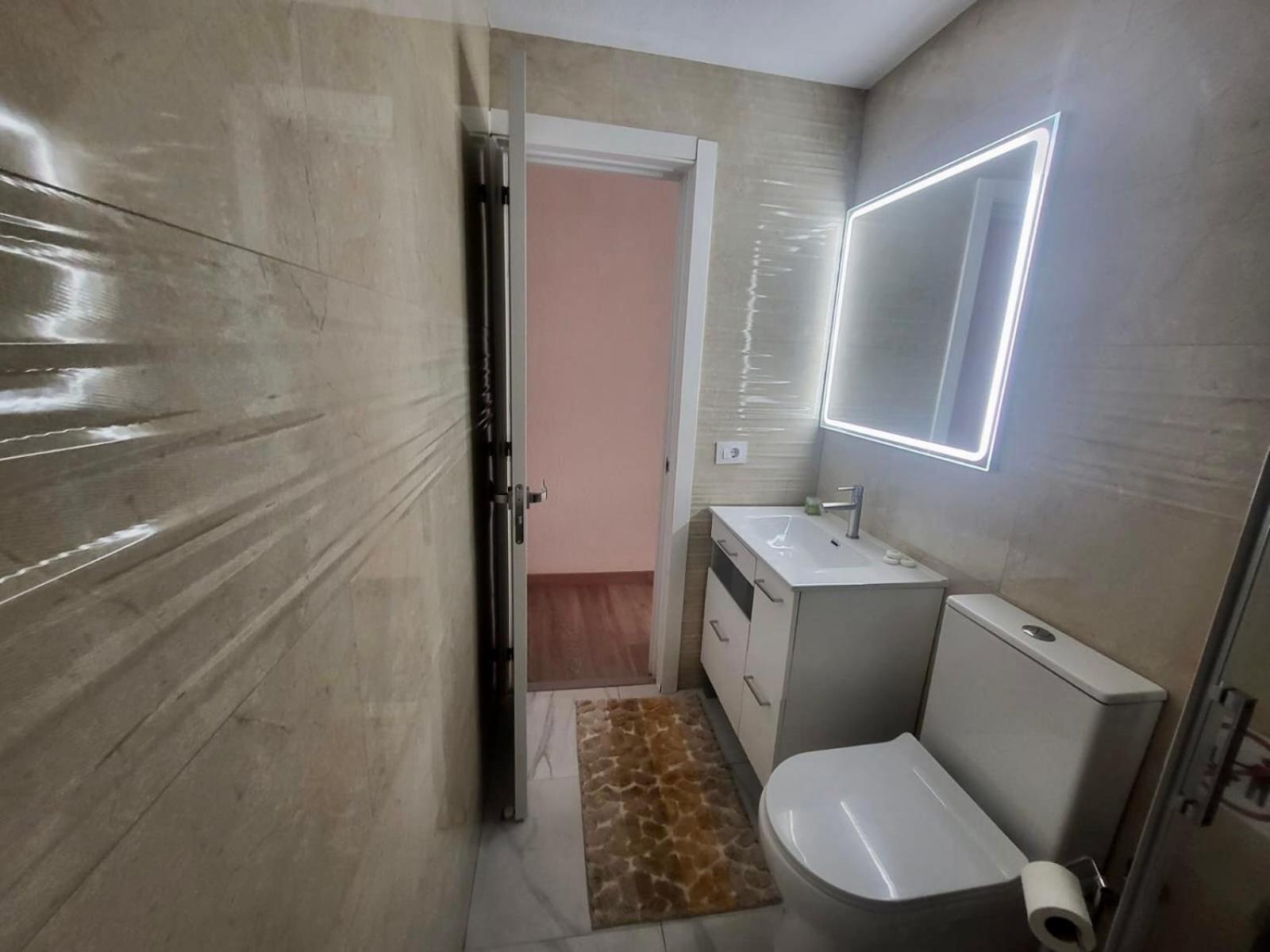 2 Bedrooms Flat 50 Mts Away From Canteras Las Palmas / Gran Canaria