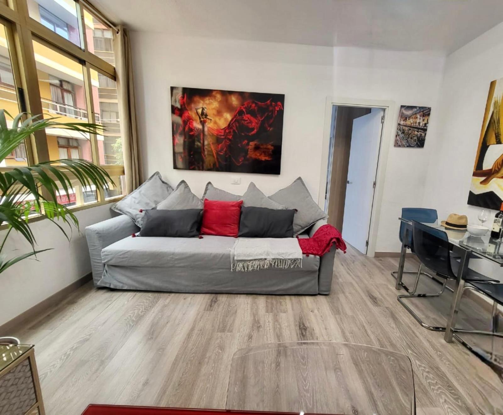 Apartment 2 Bedrooms Flat 50 Mts Away From Canteras *
